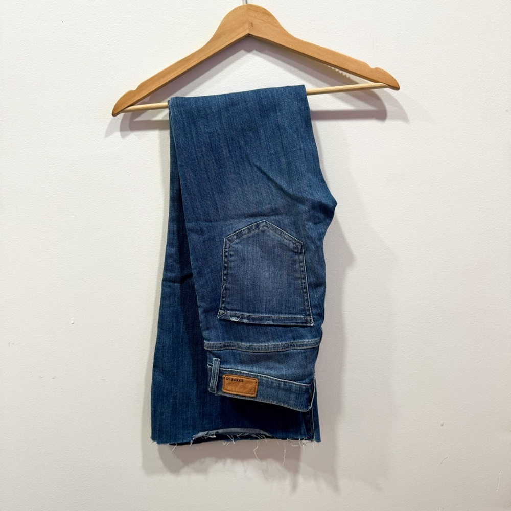 Express Bell Regular High Rise Jeans